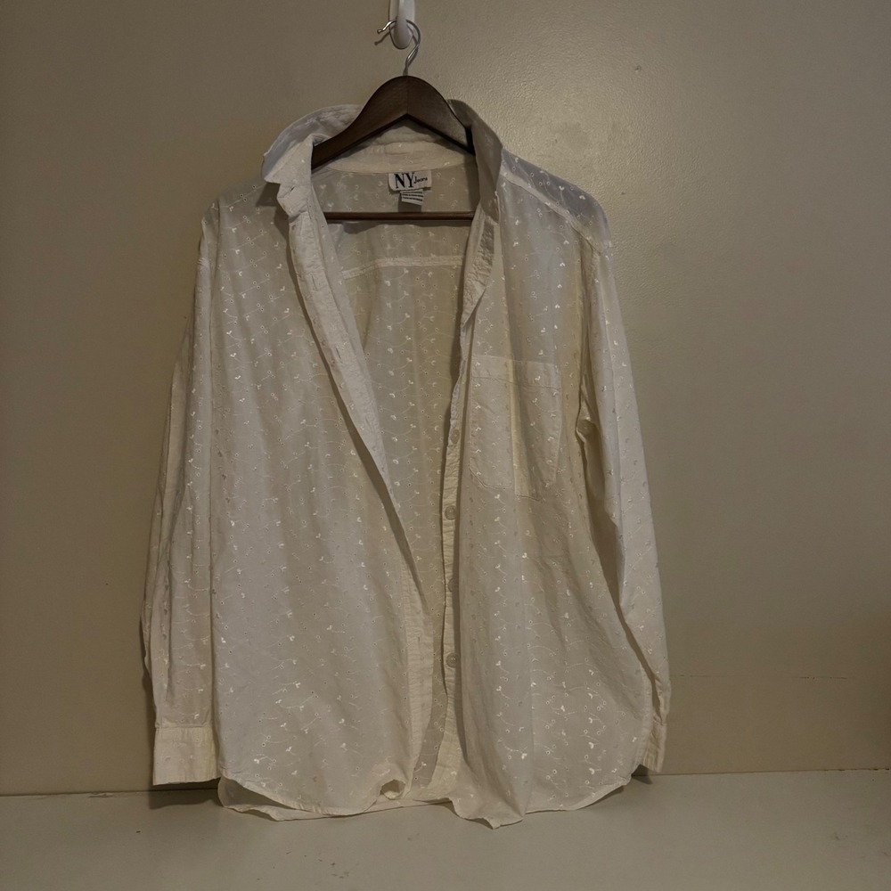 VTG Women's Sz M White Eyelet Button Down Shirt Lace Coquette Girl Layers Fall